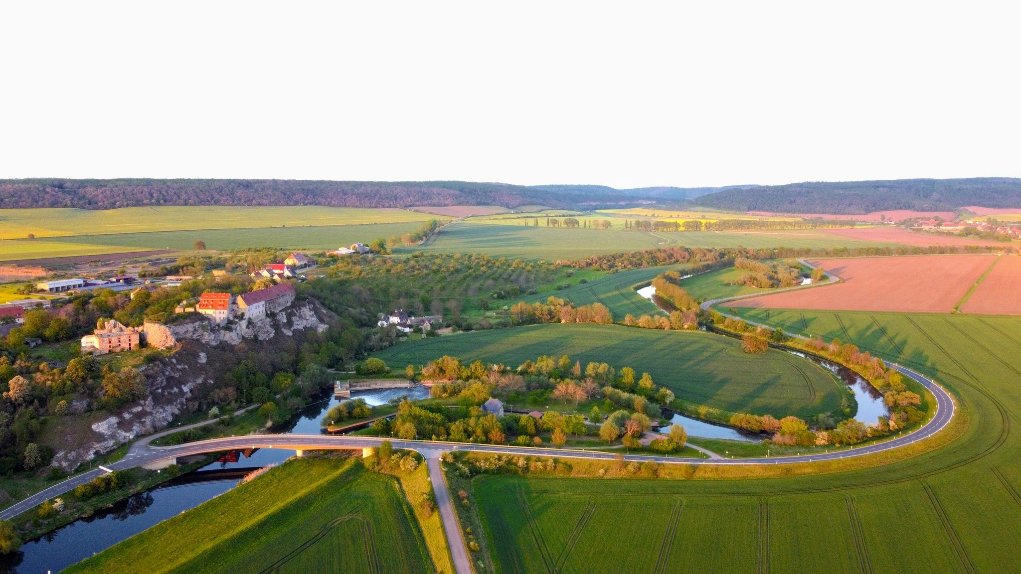 Schleuse an der Unstrut – Drohnenaufnahme Herbst